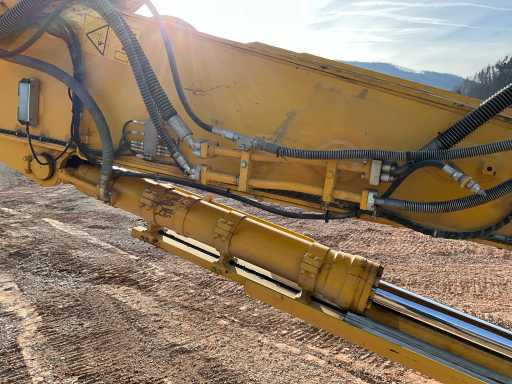 Escavatore cingolato Komatsu PC490LC H: foto 14