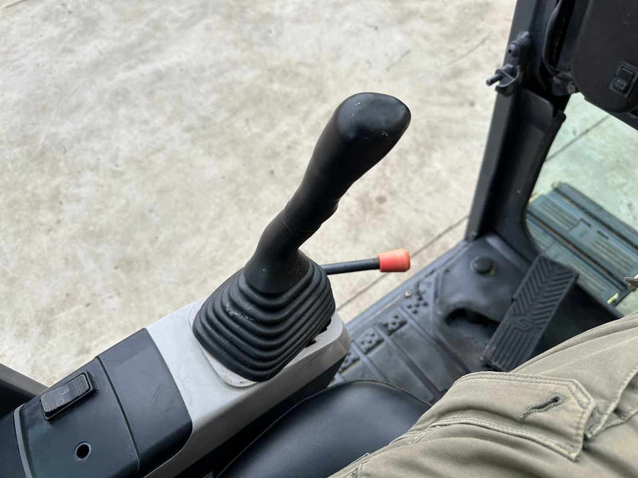Escavatore cingolato Komatsu PC56-7: foto 36