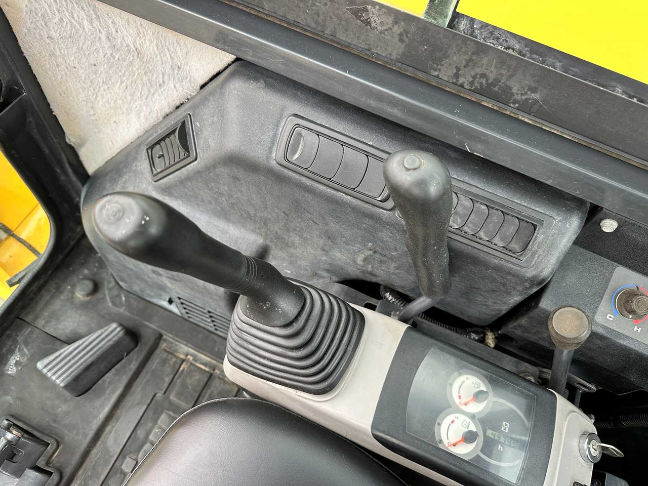 Escavatore cingolato Komatsu PC56-7: foto 32