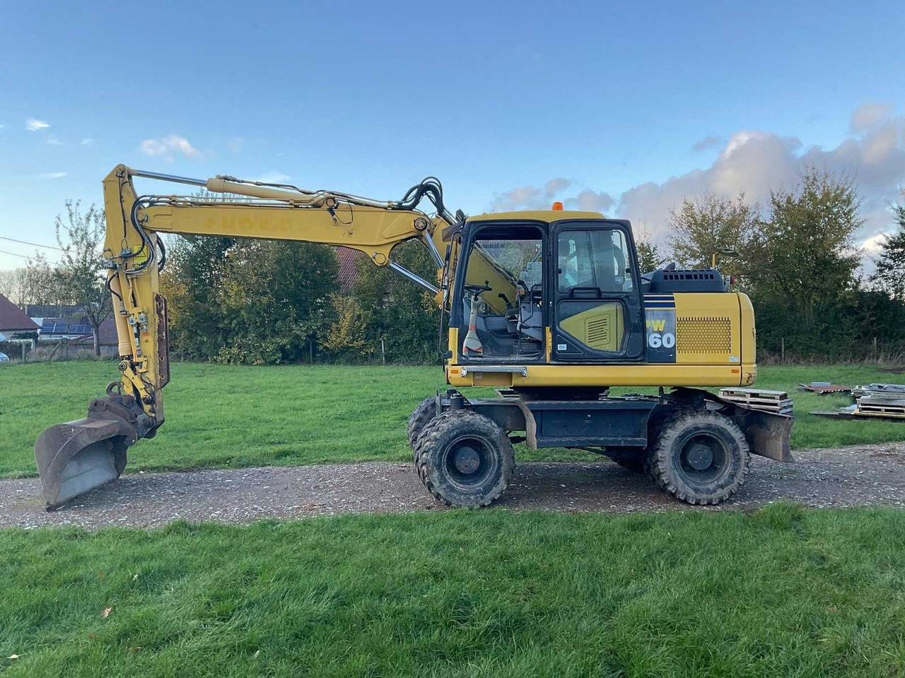 Komatsu PW160-7EO - Escavatore gommato: foto 3 Komatsu PW160-7EO - Escavatore gommato: foto 3