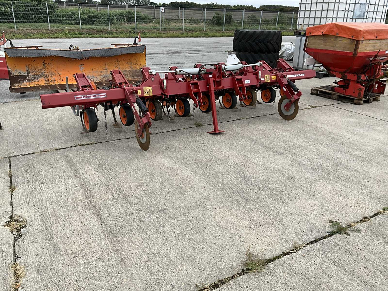 Kongskilde Vibro corn - Macchina per la lavorazione del terreno: foto 1 Kongskilde Vibro corn - Macchina per la lavorazione del terreno: foto 1