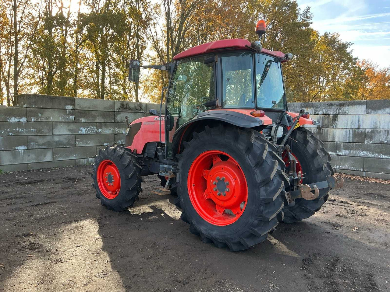 Kubota 2008 KUBOTA M9540H-C FOUR WHEEL DRIVE FARM TRACTOR - Trattore: foto 4 Kubota 2008 KUBOTA M9540H-C FOUR WHEEL DRIVE FARM TRACTOR - Trattore: foto 4