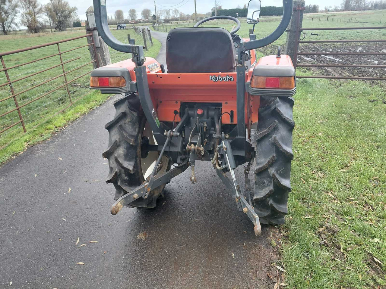 Kubota GL 200 - Trattore piccolo: foto 4 Kubota GL 200 - Trattore piccolo: foto 4