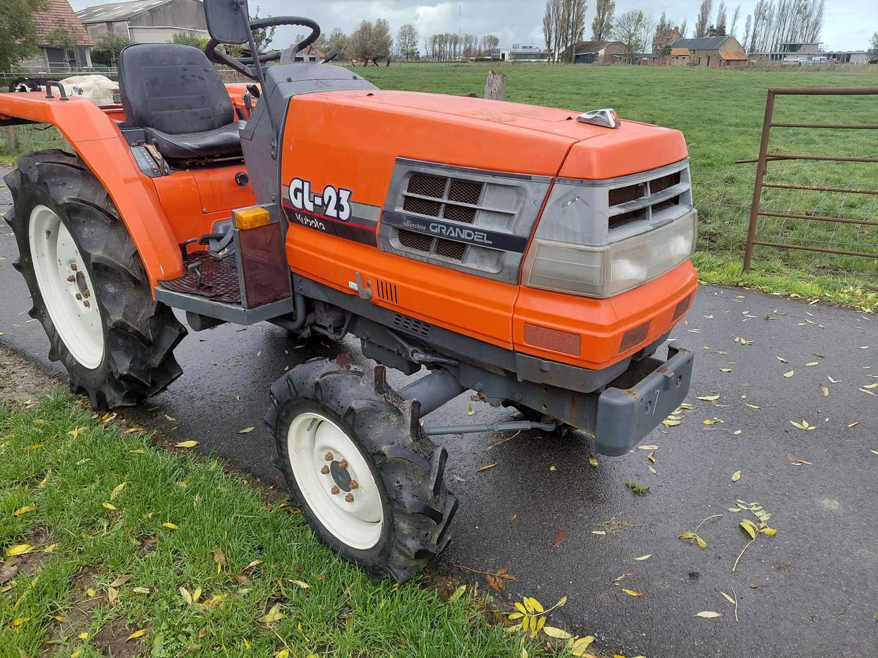 Kubota GL23 - Trattore piccolo: foto 1 Kubota GL23 - Trattore piccolo: foto 1