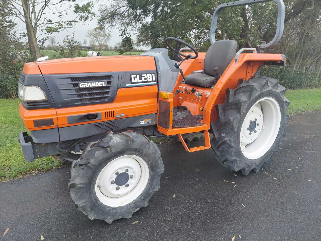Kubota GL281 - Trattore piccolo: foto 1 Kubota GL281 - Trattore piccolo: foto 1