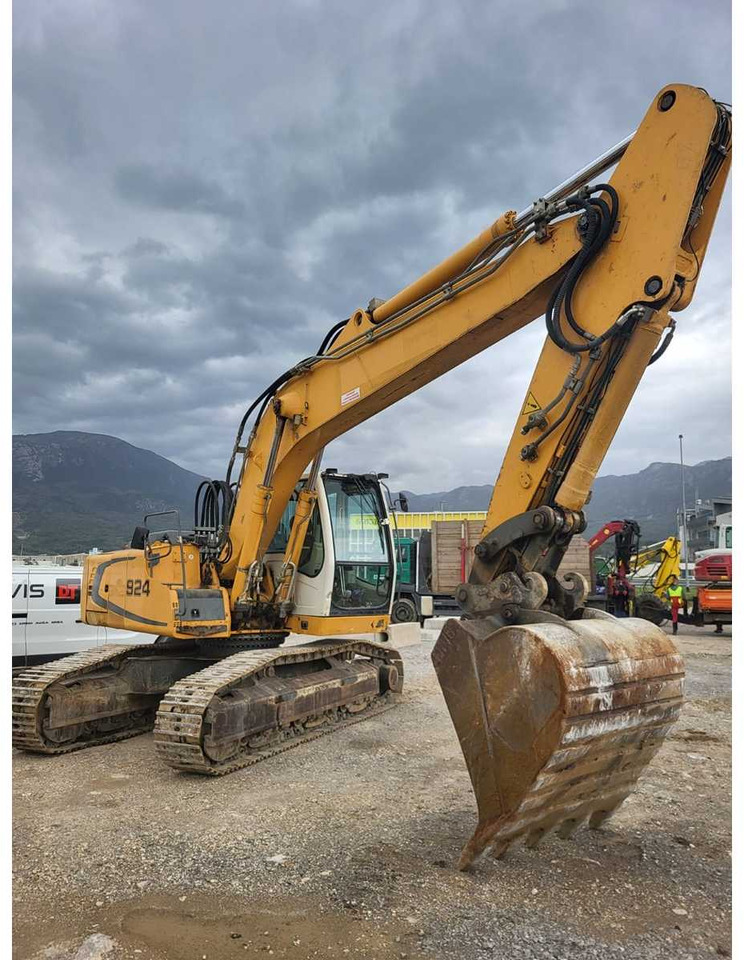 LIEBHERR R924 C SL - Escavatore cingolato: foto 4 LIEBHERR R924 C SL - Escavatore cingolato: foto 4