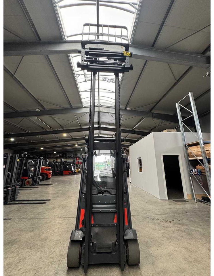 LINDE 386 E20 2.000KG LIFT MAST WITH TINE ADJUSTER FORK ADJUSTER SIDESHIFT E12 E14 E16 E18 - Carrello elevatore: foto 2 LINDE 386 E20 2.000KG LIFT MAST WITH TINE ADJUSTER FORK ADJUSTER SIDESHIFT E12 E14 E16 E18 - Carrello elevatore: foto 2