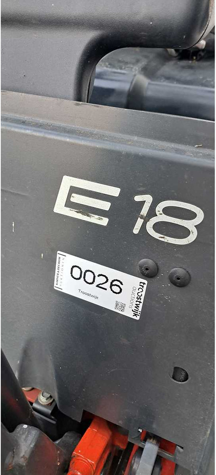 Carrello elevatore LINDE - E18C-02 - 2004 - FORKLIFT TRUCKS: foto 8 Carrello elevatore LINDE - E18C-02 - 2004 - FORKLIFT TRUCKS: foto 8