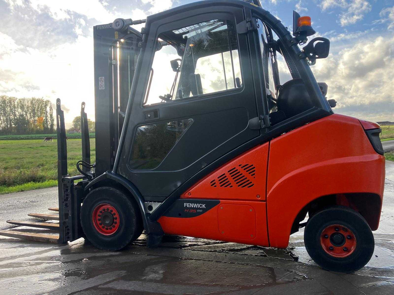 Carrello elevatore LINDE H35T-02 FORKLIFT TRUCK 2018: foto 10 Carrello elevatore LINDE H35T-02 FORKLIFT TRUCK 2018: foto 10