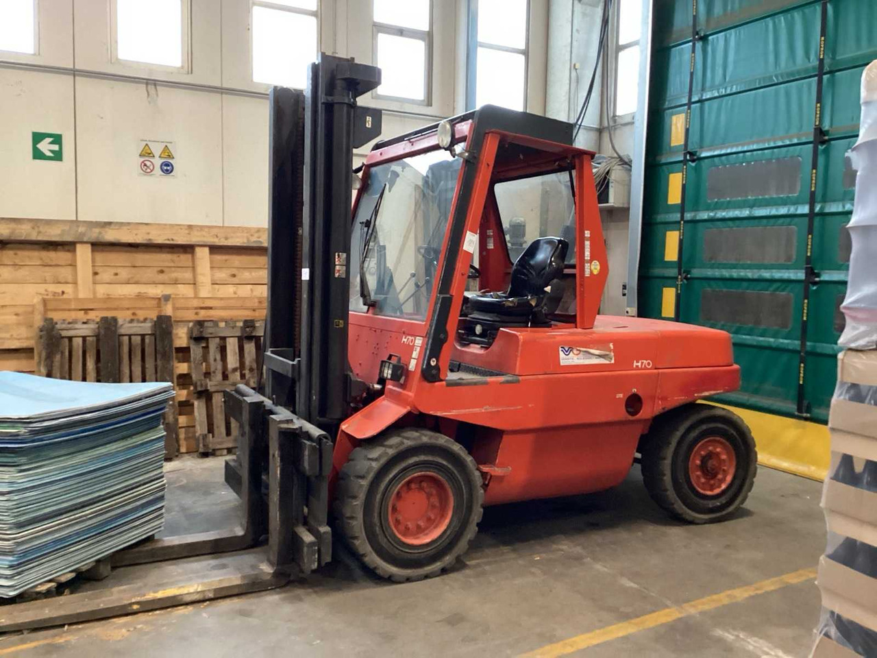 LINDE H70 FORKLIFTS - Carrello elevatore: foto 1 LINDE H70 FORKLIFTS - Carrello elevatore: foto 1