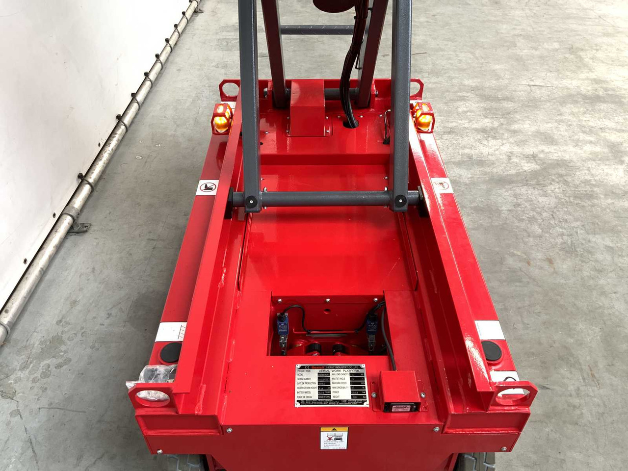 Piattaforma aerea MANTALL XE-60 MINI - SCISSOR LIFT AERIAL PLATFORM 6.4M 2024: foto 15 Piattaforma aerea MANTALL XE-60 MINI - SCISSOR LIFT AERIAL PLATFORM 6.4M 2024: foto 15