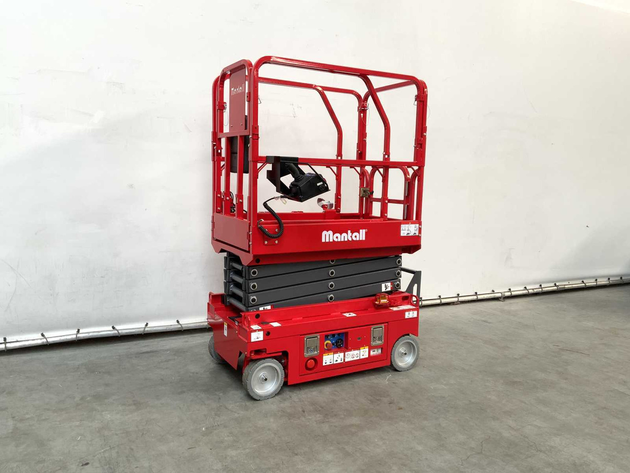 MANTALL - XE-60 MINI - SCISSOR LIFT AERIAL PLATFORM 6.4M - Piattaforma aerea: foto 4 MANTALL - XE-60 MINI - SCISSOR LIFT AERIAL PLATFORM 6.4M - Piattaforma aerea: foto 4