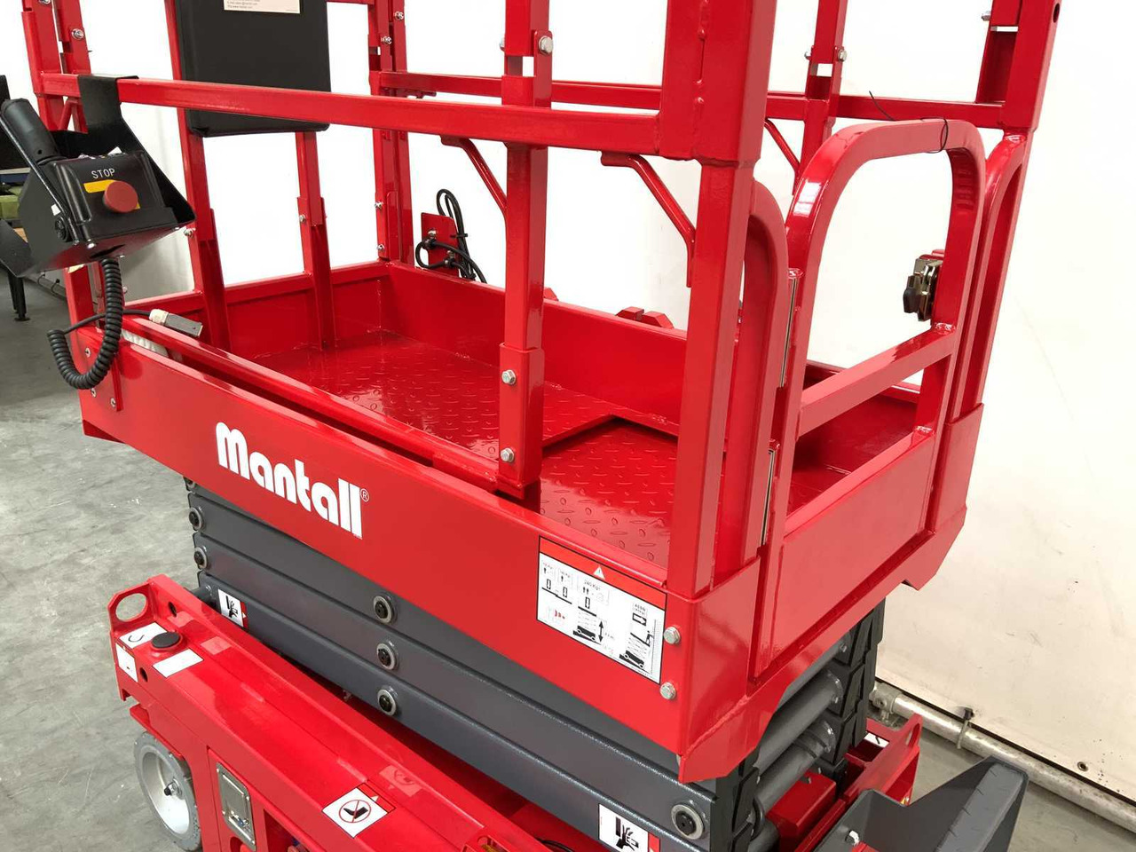 MANTALL - XE-60 MINI - SCISSOR LIFT AERIAL PLATFORM 6.4M - Piattaforma aerea: foto 5 MANTALL - XE-60 MINI - SCISSOR LIFT AERIAL PLATFORM 6.4M - Piattaforma aerea: foto 5