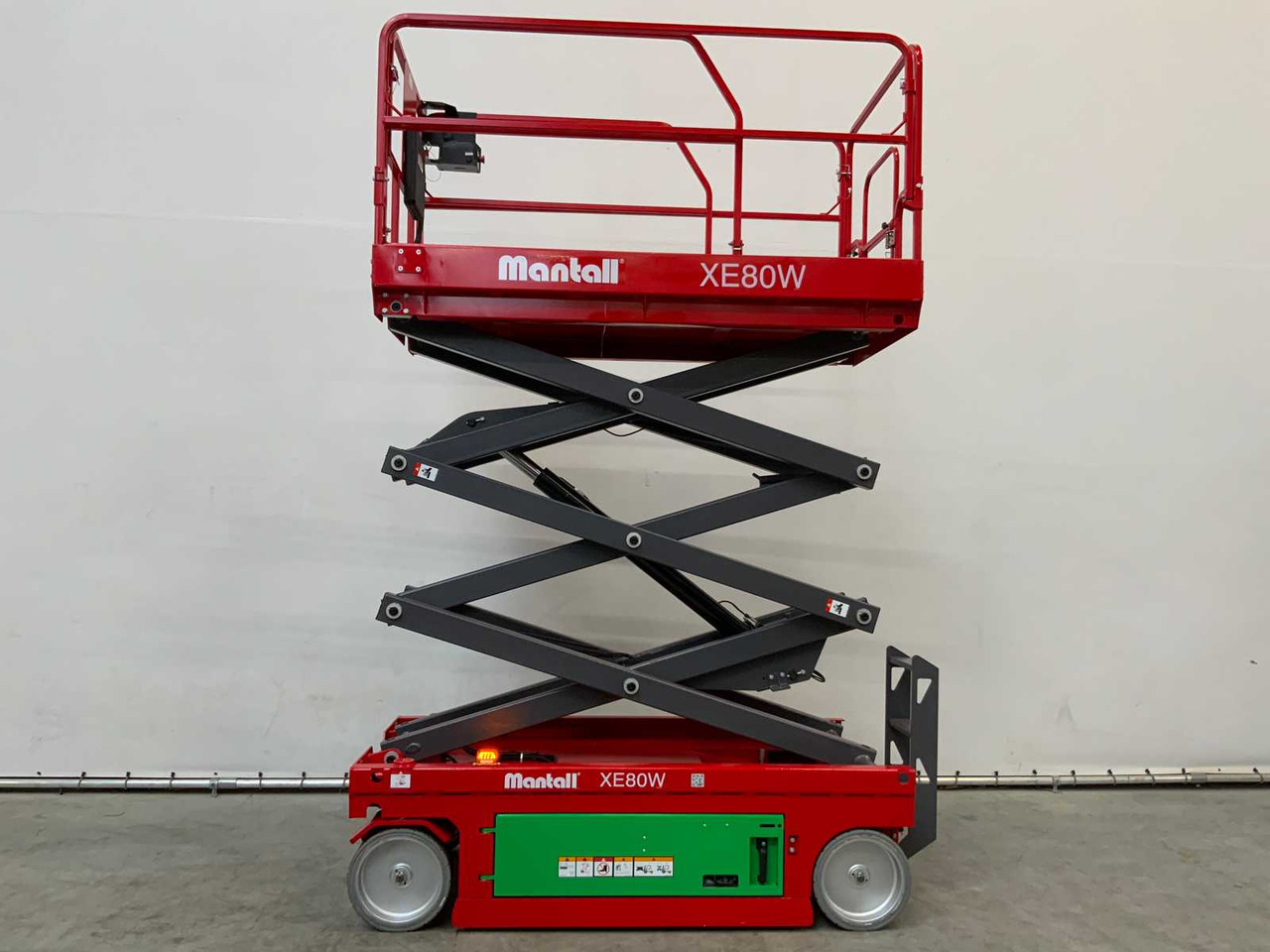 MANTALL - XE80W - SCISSOR LIFT AERIAL PLATFORM 8M - Piattaforma aerea: foto 4 MANTALL - XE80W - SCISSOR LIFT AERIAL PLATFORM 8M - Piattaforma aerea: foto 4