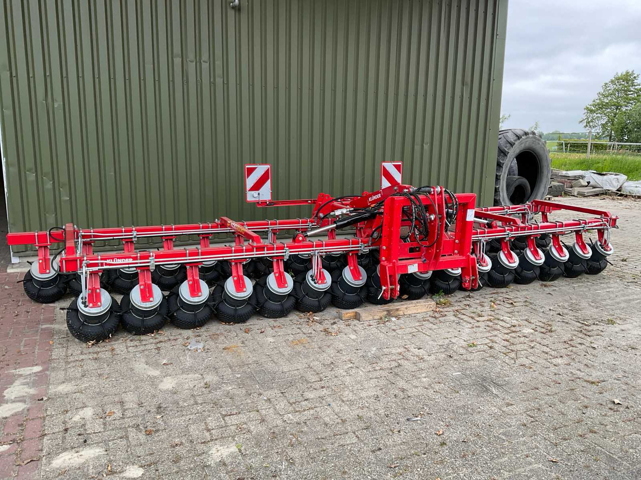 Klünder Weed Puller R77 600-R2-100 - Macchina agricola: foto 1 Klünder Weed Puller R77 600-R2-100 - Macchina agricola: foto 1