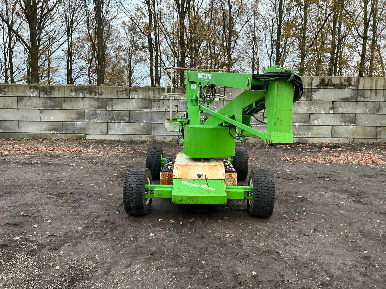 NIFTYLIFT AERIAL PLATFORM DEFECTIVE - Piattaforma aerea: foto 4 NIFTYLIFT AERIAL PLATFORM DEFECTIVE - Piattaforma aerea: foto 4