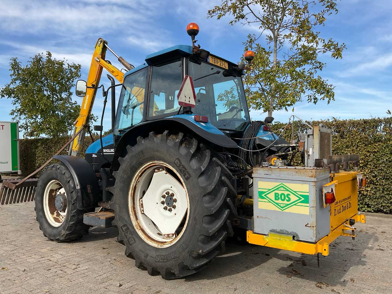 New Holland TS100 - Trattore: foto 3 New Holland TS100 - Trattore: foto 3