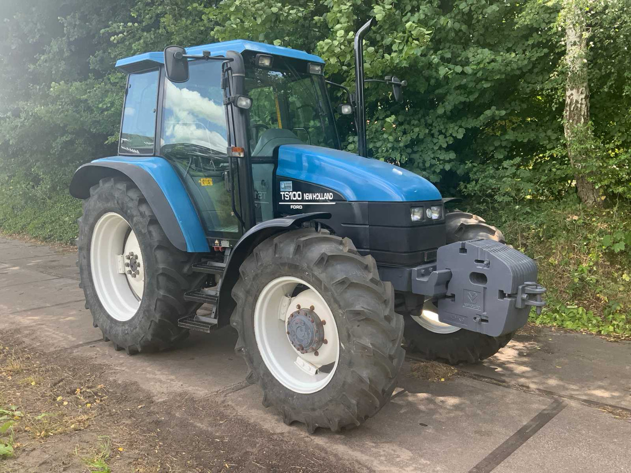 New holland TS-100 - Trattore: foto 2 New holland TS-100 - Trattore: foto 2