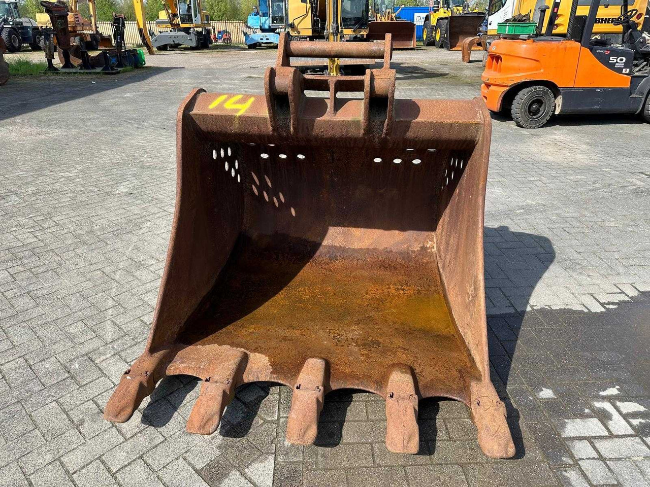 OQ70 Dieplepel - Benna per escavatore: foto 1 OQ70 Dieplepel - Benna per escavatore: foto 1