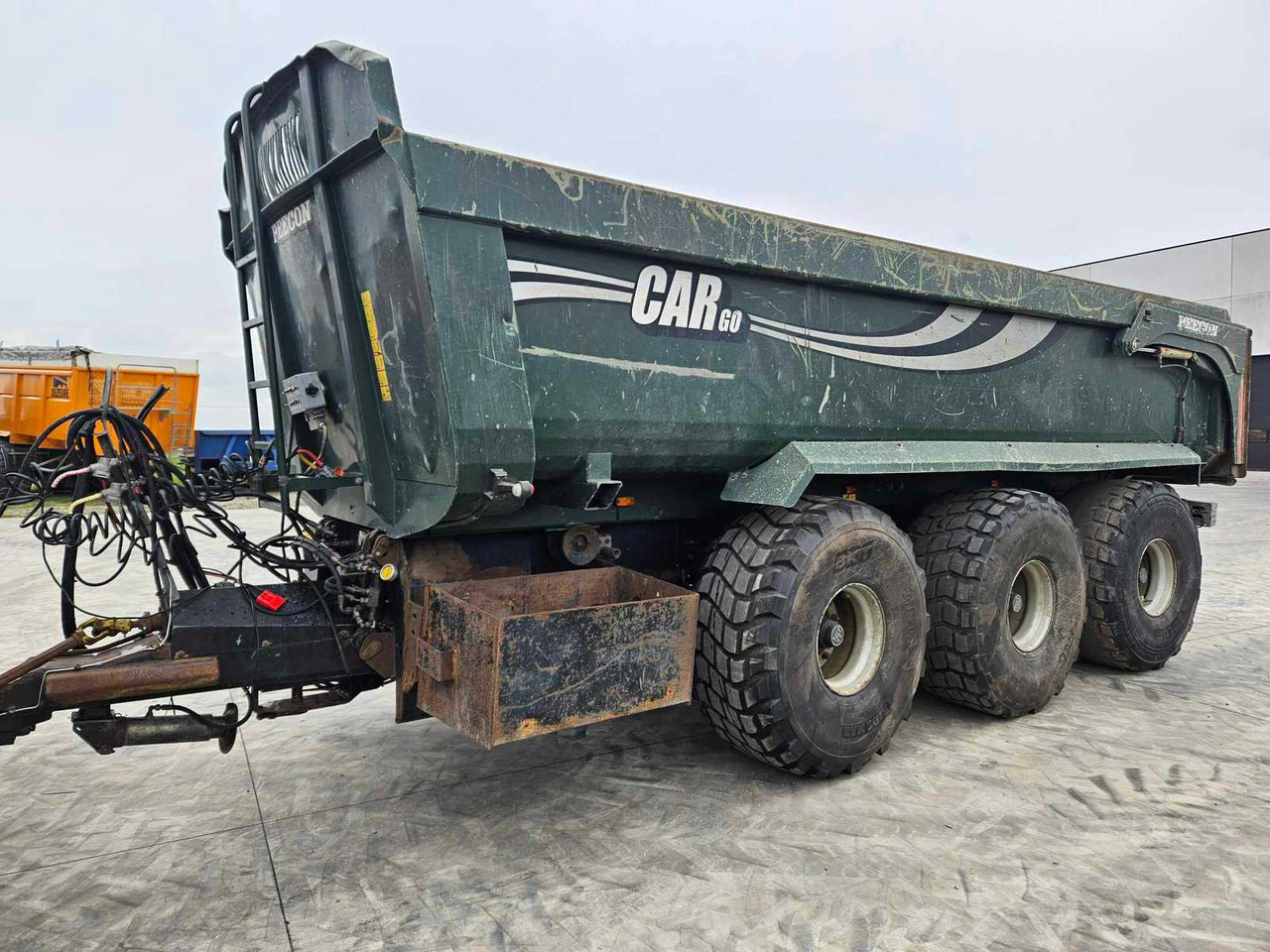 Peecon CAR-260L - Rimorchio a cassone agricolo: foto 1 Peecon CAR-260L - Rimorchio a cassone agricolo: foto 1