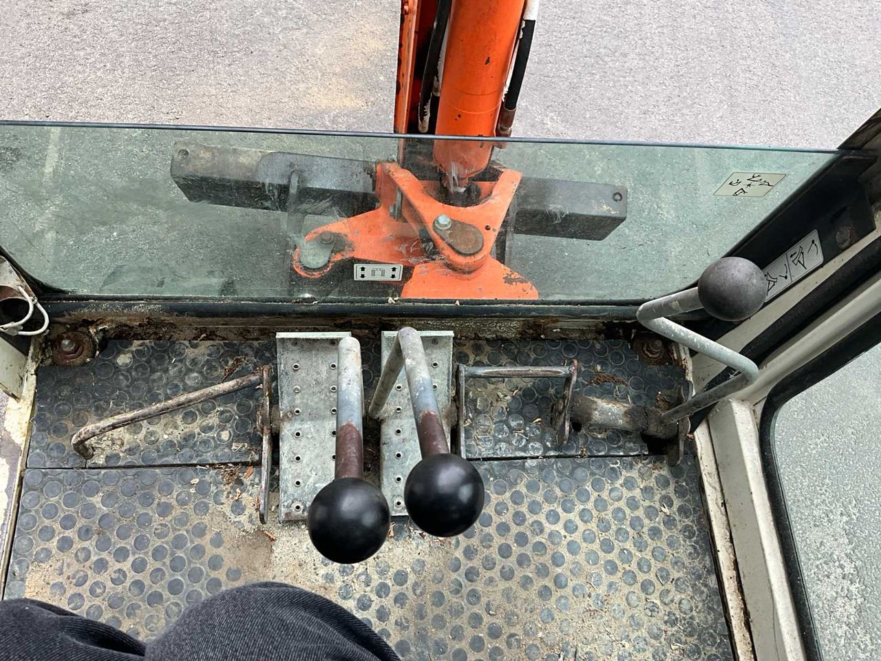 Escavatore cingolato Schaeff HR12: foto 18