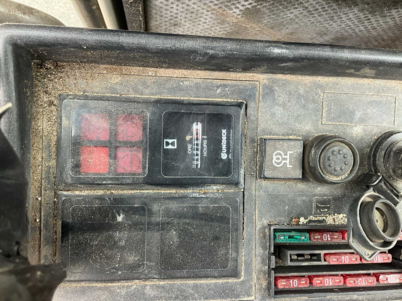 Escavatore cingolato Schaeff HR12: foto 19
