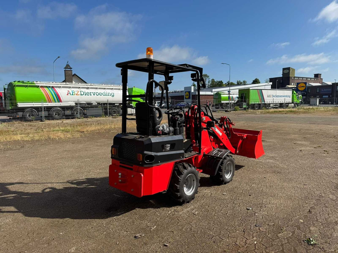 Stahlworks 2024 STAHLWORKS R906 SHOVEL - Pala gommata: foto 3 Stahlworks 2024 STAHLWORKS R906 SHOVEL - Pala gommata: foto 3