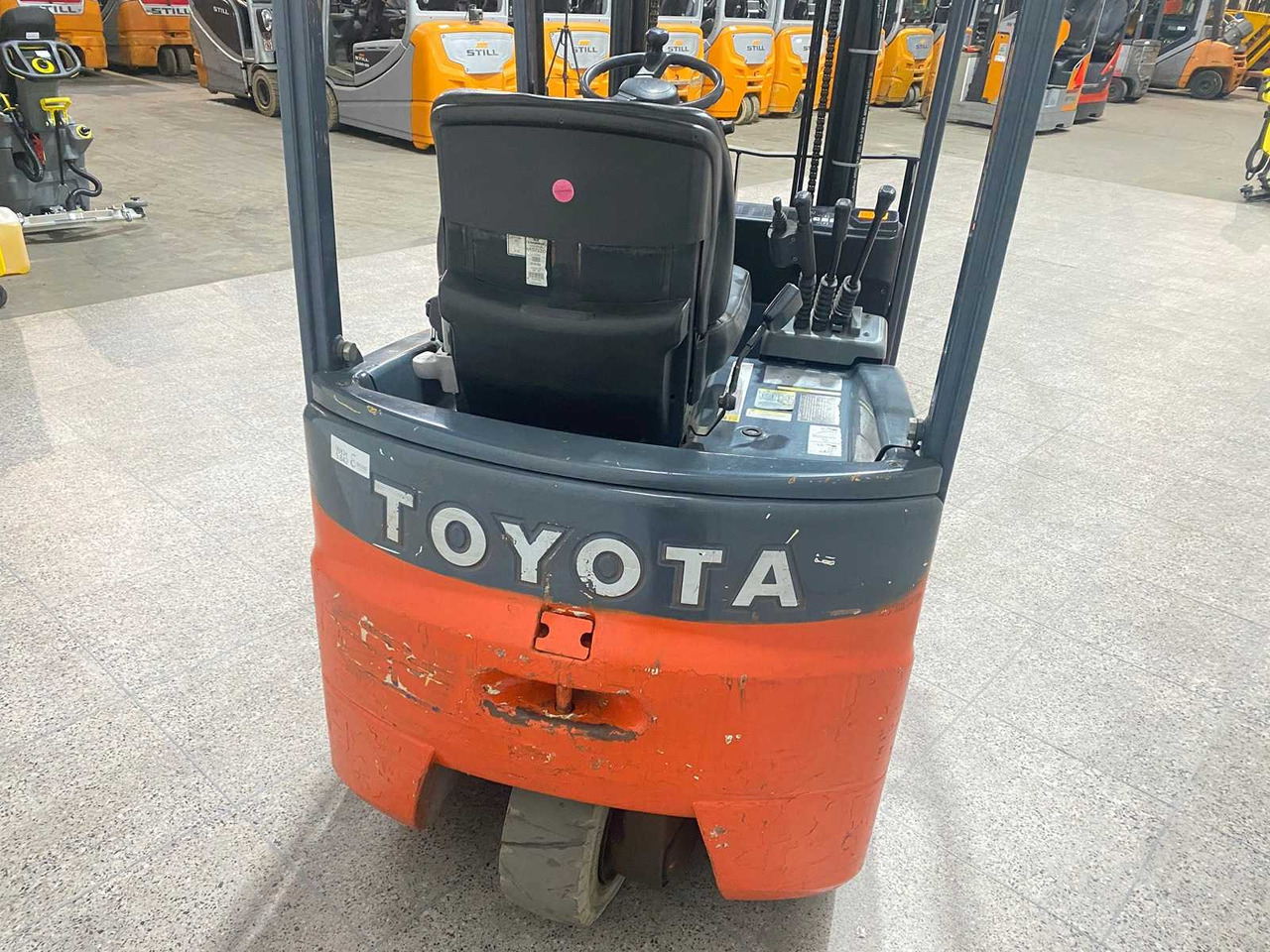 TOYOTA - 2012 - 7FBEST13 - FORKLIFT - Carrello elevatore: foto 4 TOYOTA - 2012 - 7FBEST13 - FORKLIFT - Carrello elevatore: foto 4