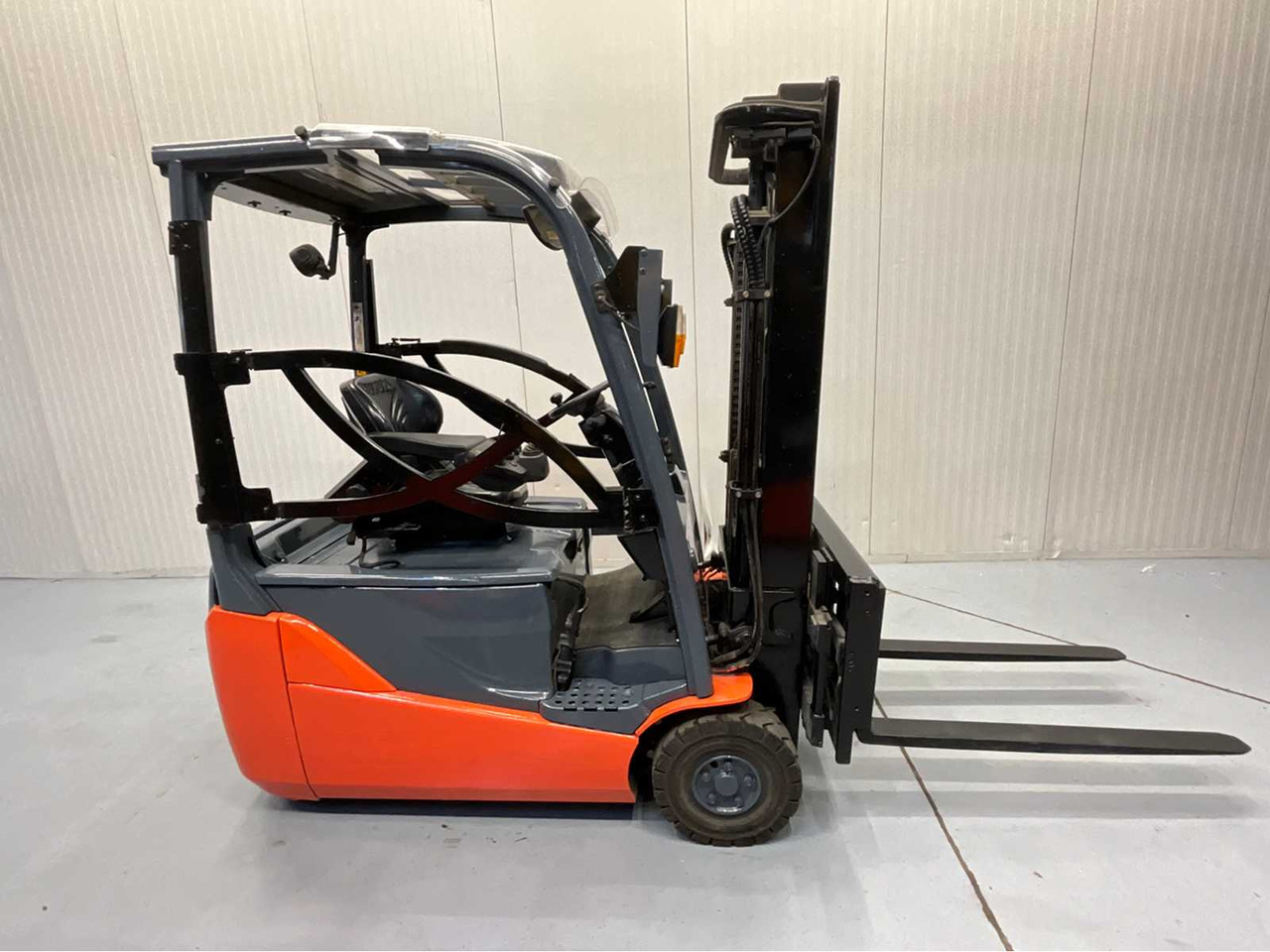 TOYOTA - 8FBE16T - FORKLIFT, FORK POSITIONER, SIDE-SHIFT, BLUESPOT, 2018 - Carrello elevatore: foto 5 TOYOTA - 8FBE16T - FORKLIFT, FORK POSITIONER, SIDE-SHIFT, BLUESPOT, 2018 - Carrello elevatore: foto 5