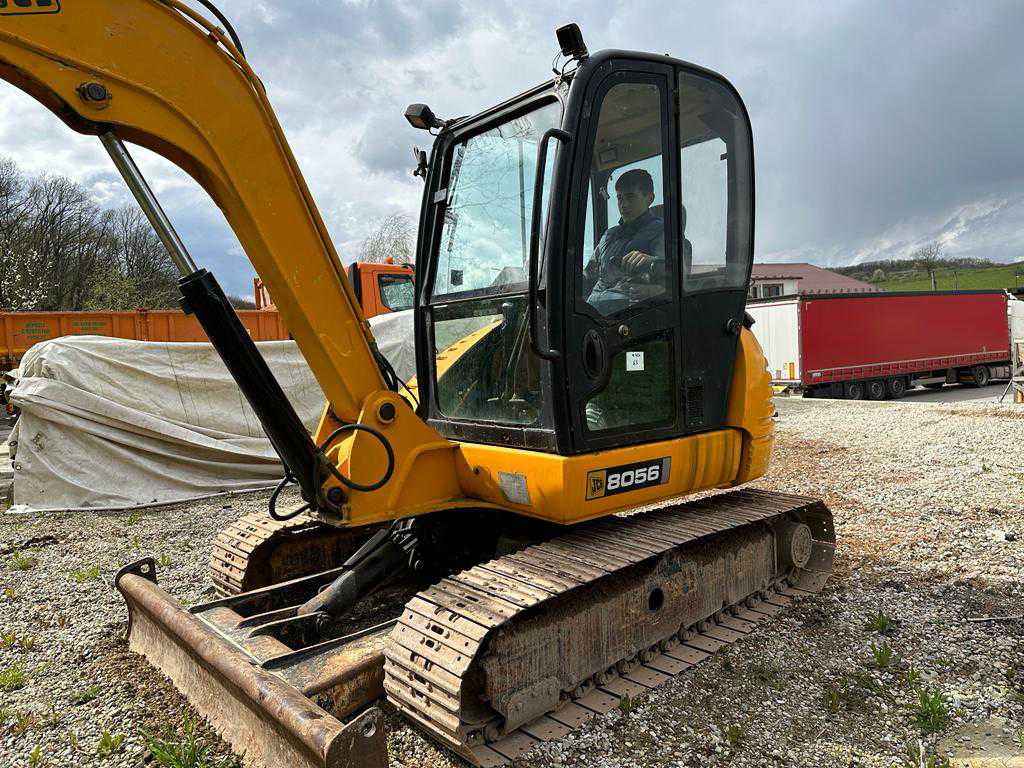 Escavatore TRACKED EXCAVATOR: foto 6
