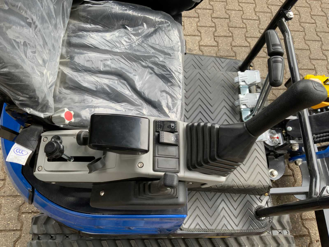 Miniescavatore UF Equipment NM-18: foto 8