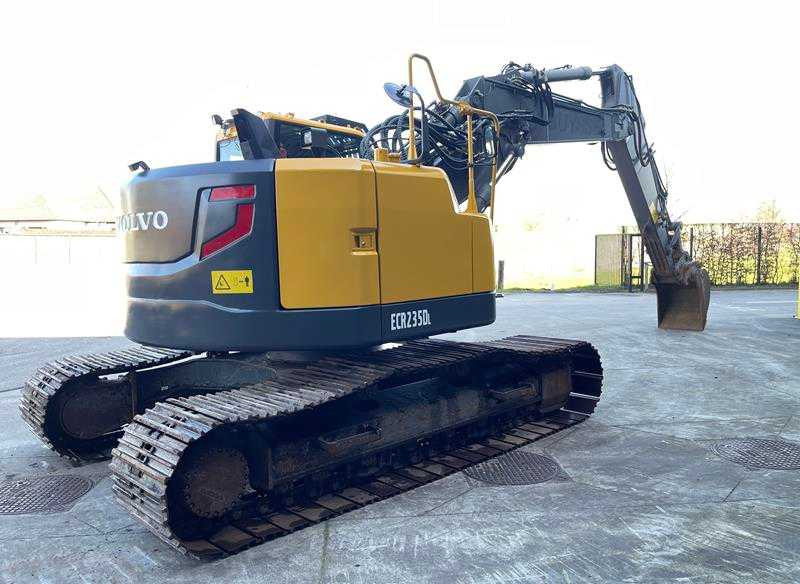 VOLVO - 2014 - ECR 235 DL - CRAWLER EXCAVATOR - Escavatore gommato: foto 5 VOLVO - 2014 - ECR 235 DL - CRAWLER EXCAVATOR - Escavatore gommato: foto 5