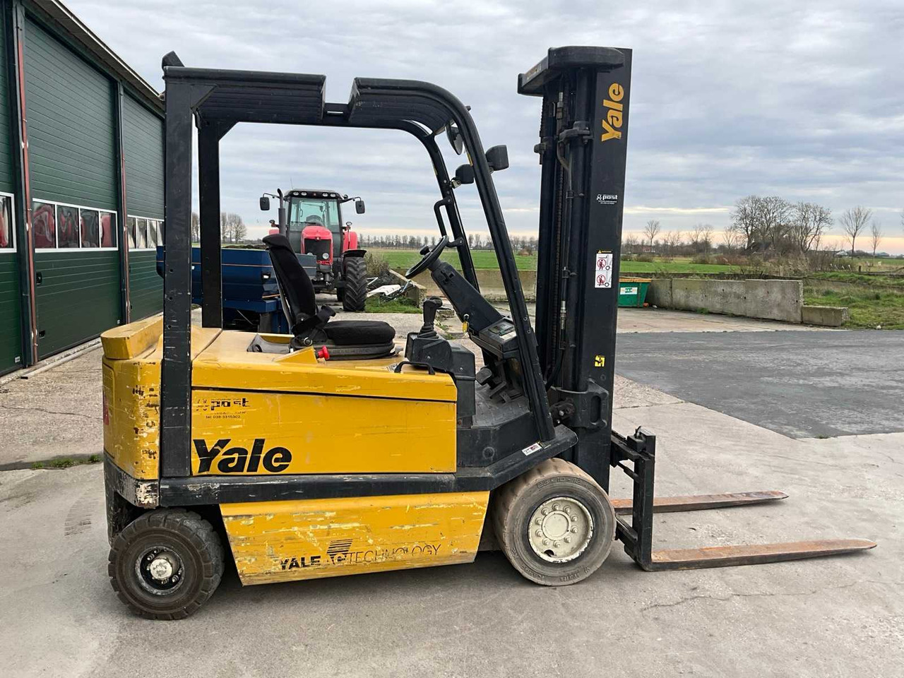 YALE ERP 30ALF FORKLIFT - Carrello elevatore: foto 5 YALE ERP 30ALF FORKLIFT - Carrello elevatore: foto 5