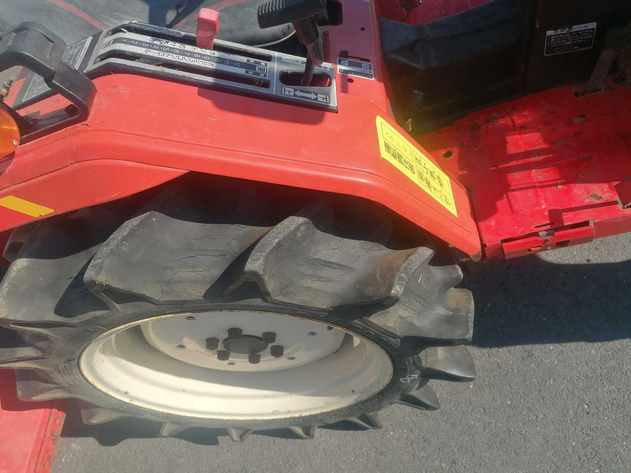 Trattore piccolo Yanmar F165: foto 14