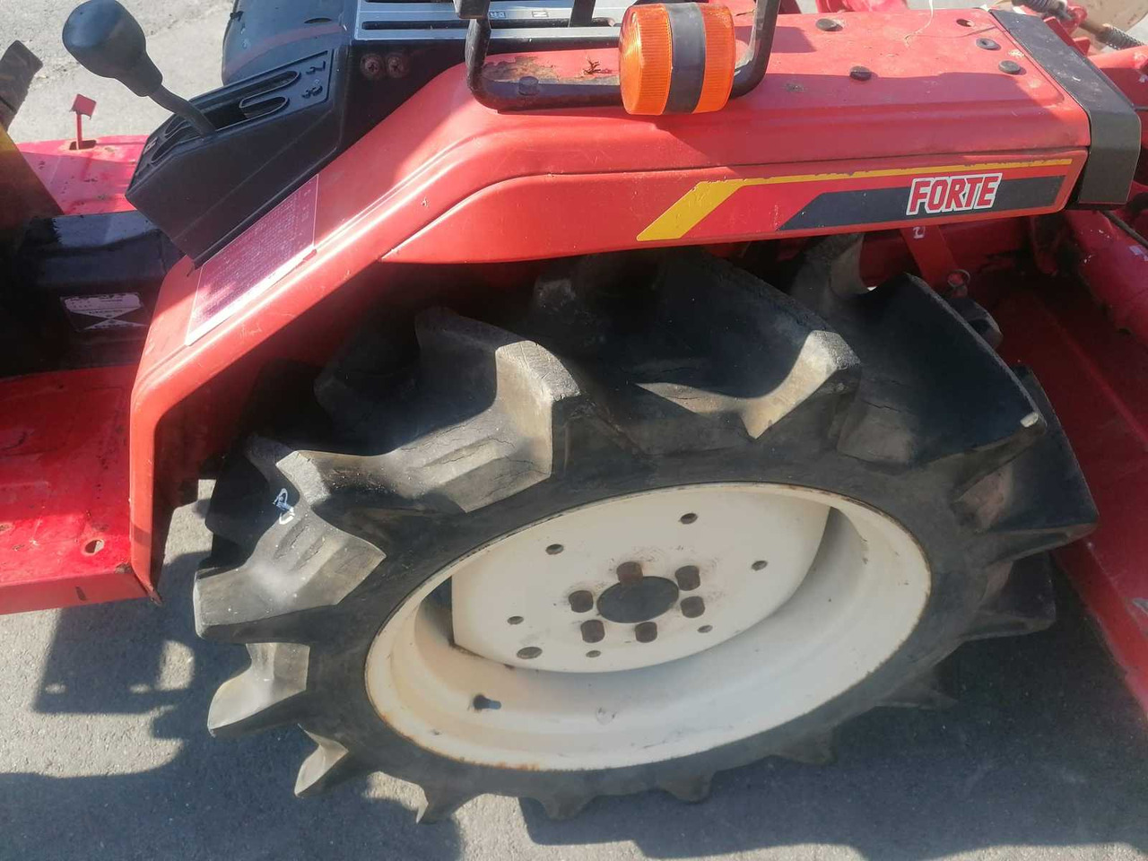 Trattore piccolo Yanmar F165: foto 11