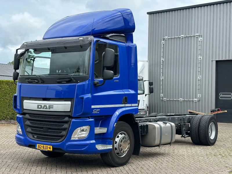DAF CF 250 CF250. EURO6. - Autocarro telaio: foto 1 DAF CF 250 CF250. EURO6. - Autocarro telaio: foto 1