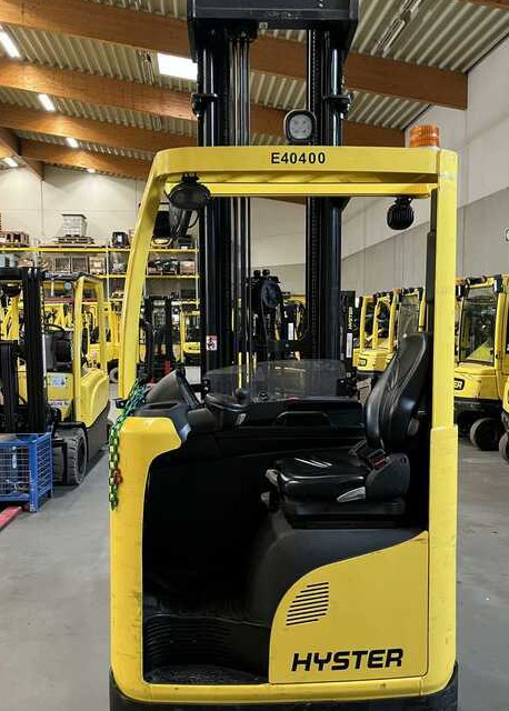 Hyster R1.6 - Carrello retrattile: foto 1 Hyster R1.6 - Carrello retrattile: foto 1