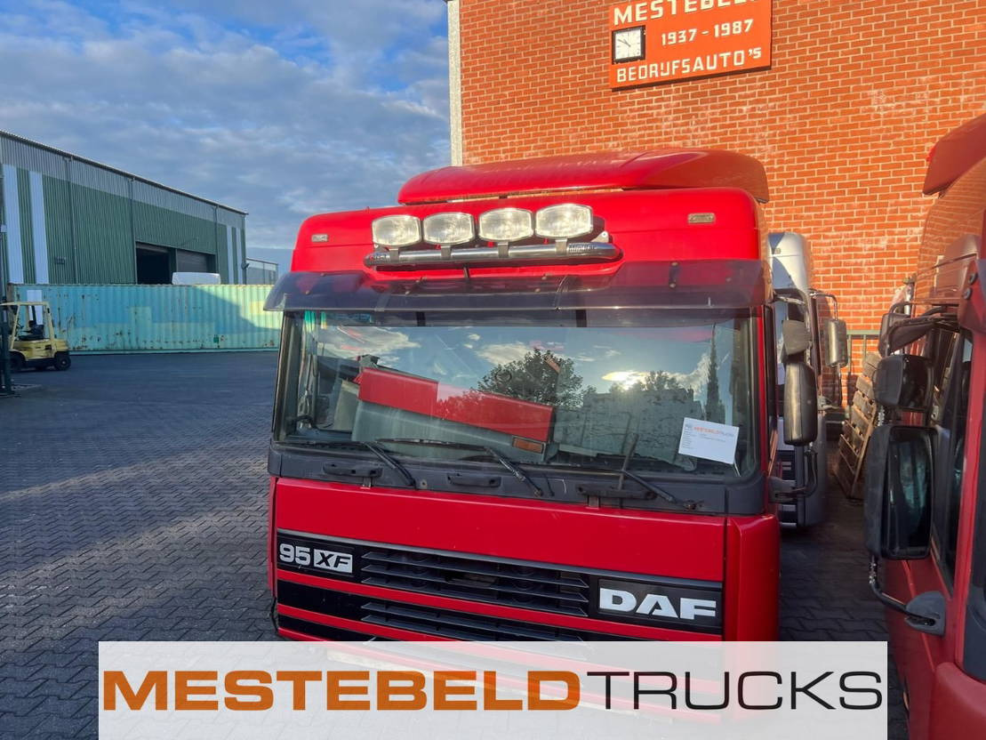 DAF Cabine Spacecab Euro 2 - Cabina per Camion: foto 1 DAF Cabine Spacecab Euro 2 - Cabina per Camion: foto 1
