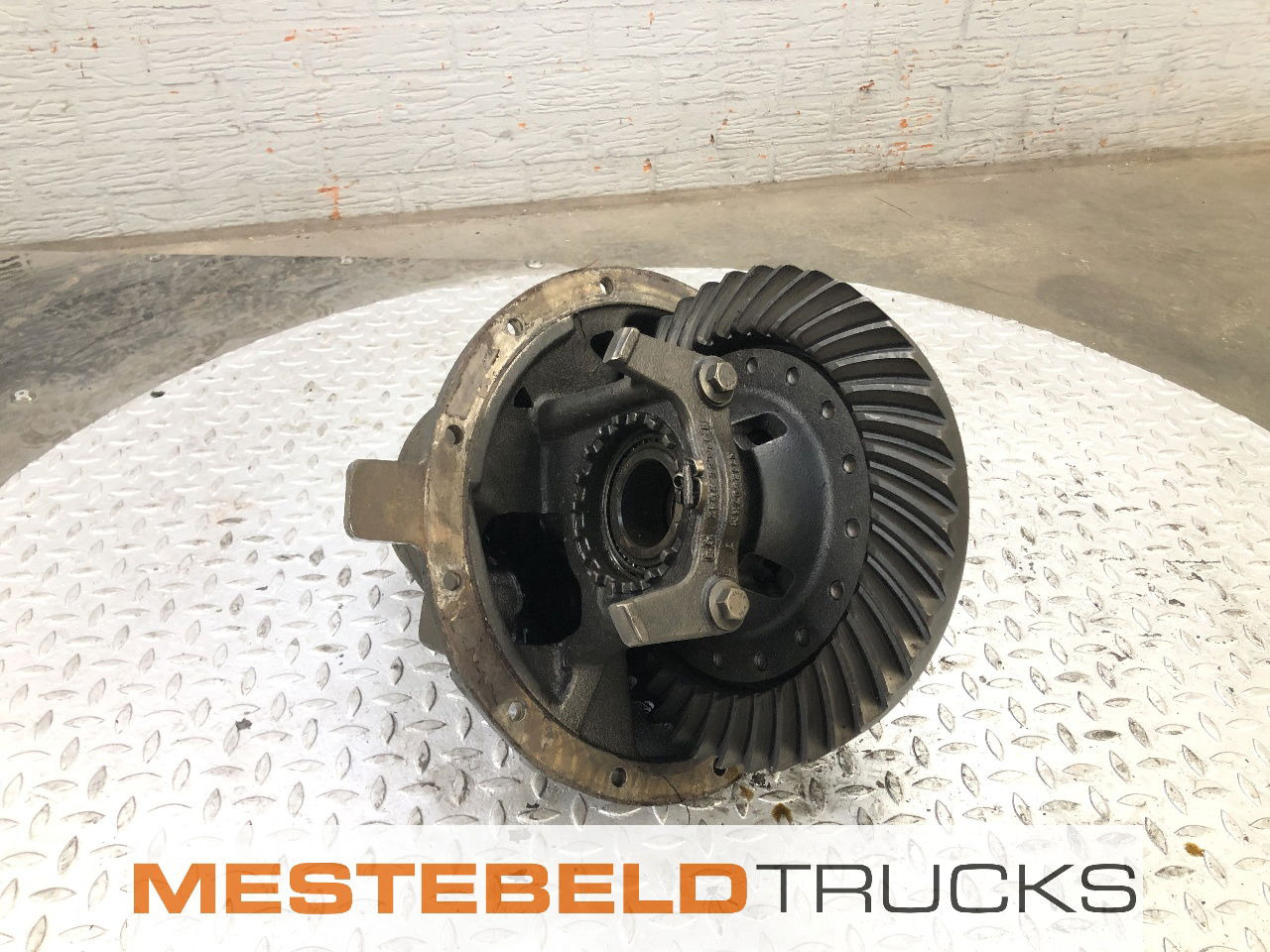 DAF Differentieel 8.20 -4.10 - Asse posteriore per Camion: foto 1 DAF Differentieel 8.20 -4.10 - Asse posteriore per Camion: foto 1