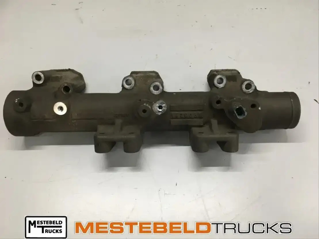 DAF Koelvloeistofleiding cilinderkop XF-CF - Motore per Camion: foto 1 DAF Koelvloeistofleiding cilinderkop XF-CF - Motore per Camion: foto 1