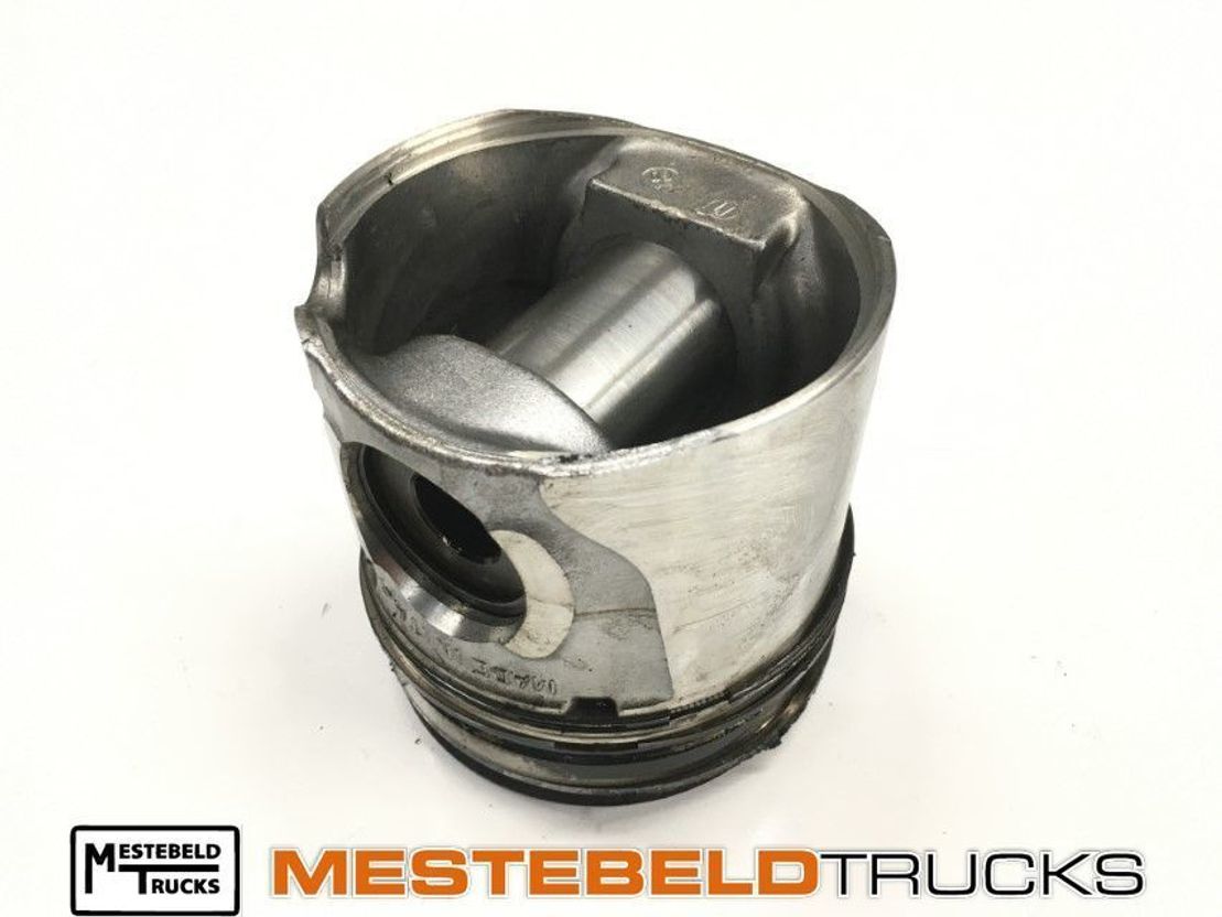 Iveco Zuiger F4AE0481 Tector - Motore e ricambi per Camion: foto 1 Iveco Zuiger F4AE0481 Tector - Motore e ricambi per Camion: foto 1