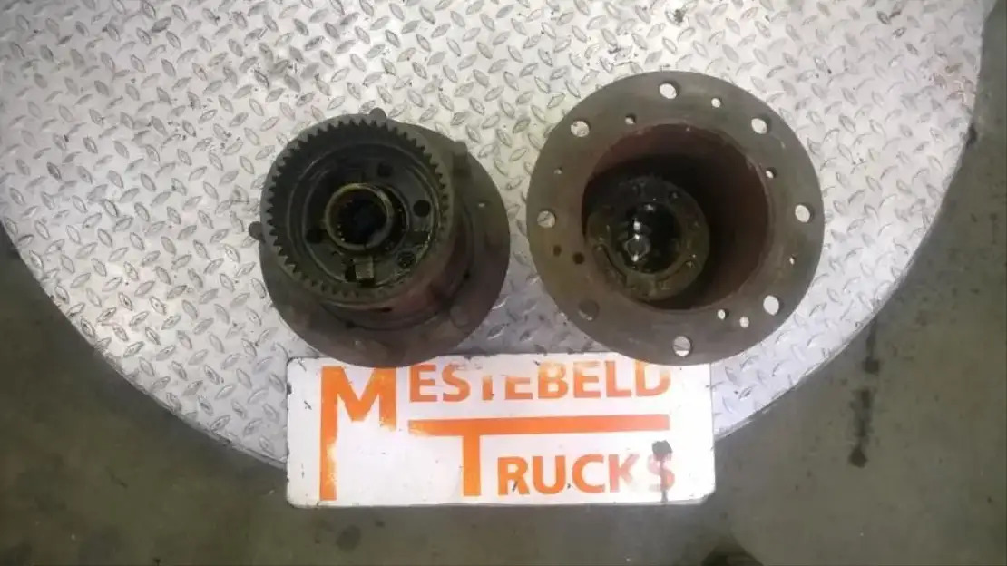 MAN Naaf met naafreduktie Soma - Asse posteriore per Camion: foto 1 MAN Naaf met naafreduktie Soma - Asse posteriore per Camion: foto 1