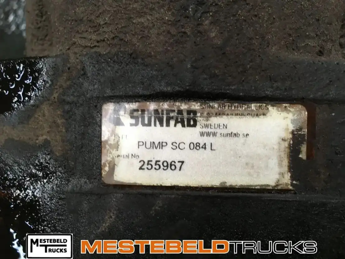 MAN PTO pomp + as + olietank - Idraulica per Camion: foto 4 MAN PTO pomp + as + olietank - Idraulica per Camion: foto 4