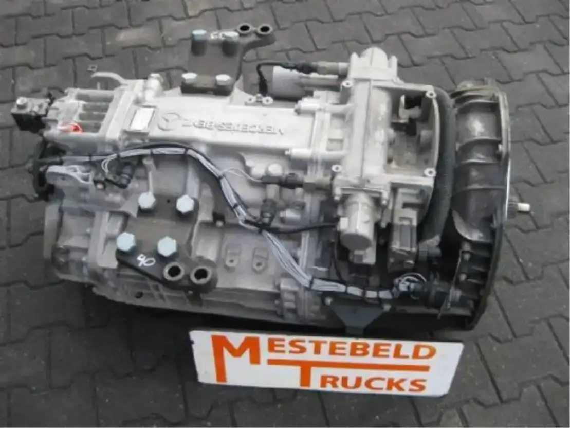 Mercedes-Benz G 211-16 - Cambio e ricambi per Camion: foto 1 Mercedes-Benz G 211-16 - Cambio e ricambi per Camion: foto 1