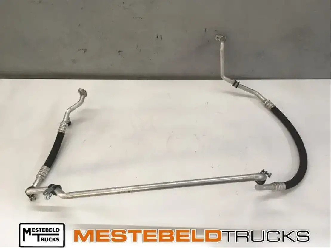 Mercedes-Benz Koudemiddelleiding - Sistema di raffreddamento per Camion: foto 1 Mercedes-Benz Koudemiddelleiding - Sistema di raffreddamento per Camion: foto 1