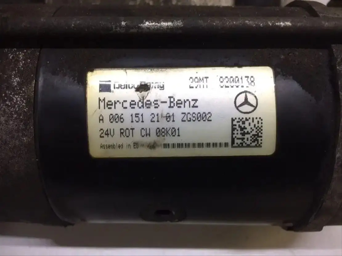 Mercedes-Benz Startmotor OM 904 LA  - Motore e ricambi per Camion: foto 2 Mercedes-Benz Startmotor OM 904 LA  - Motore e ricambi per Camion: foto 2