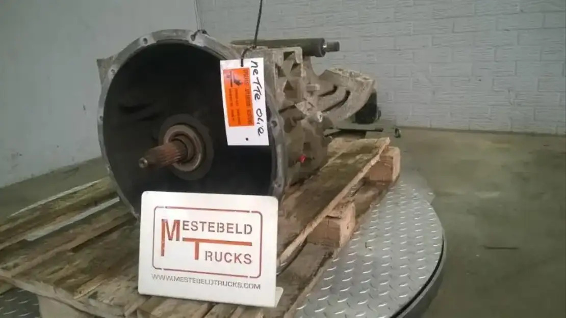 Mercedes-Benz Versnellingsbakbak ZF S5-42 Atego - Cambio e ricambi per Camion: foto 1 Mercedes-Benz Versnellingsbakbak ZF S5-42 Atego - Cambio e ricambi per Camion: foto 1