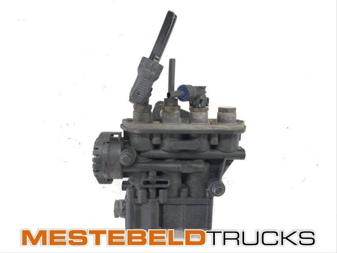 Renault Hoogteregelingsventiel - Sospensione pneumatica per Camion: foto 1 Renault Hoogteregelingsventiel - Sospensione pneumatica per Camion: foto 1