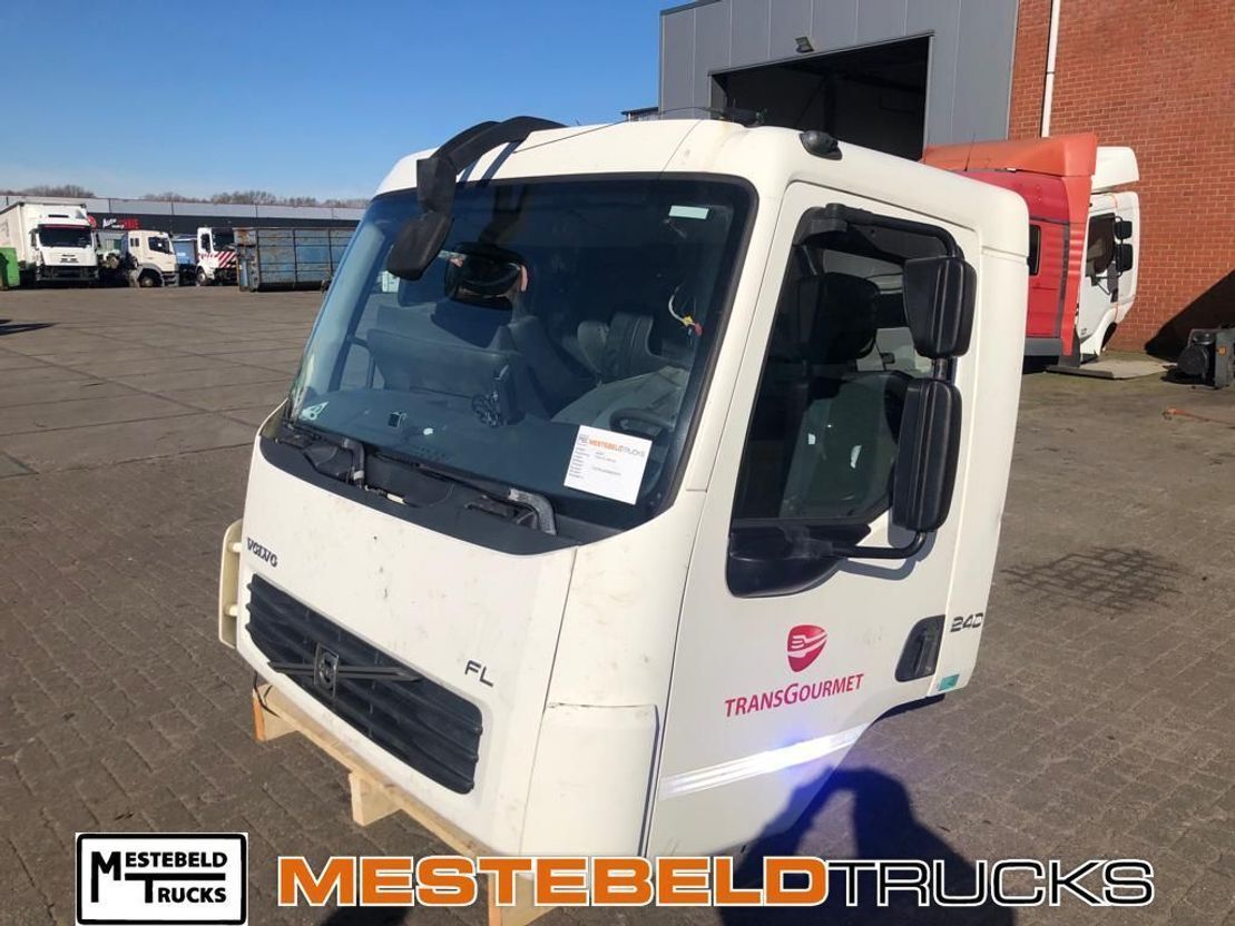 Volvo Cabine - Cabina per Camion: foto 2 Volvo Cabine - Cabina per Camion: foto 2