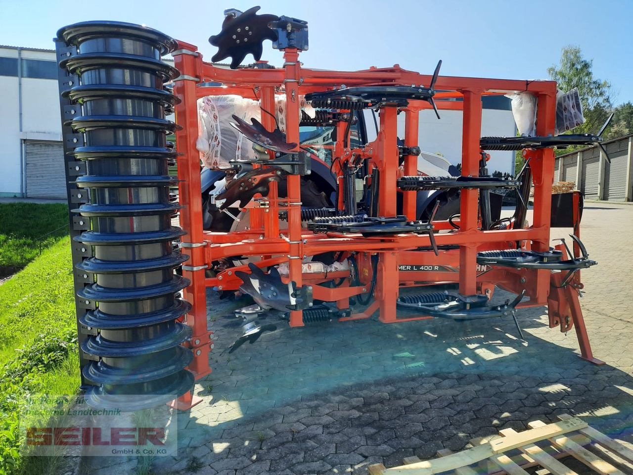 Kuhn Cultimer L 400 R NSM + T-Liner-Walze - Coltivatore: foto 2 Kuhn Cultimer L 400 R NSM + T-Liner-Walze - Coltivatore: foto 2